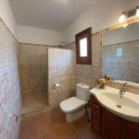 Casa Con Piscina Muy Cerca Del Mar *