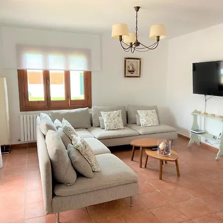 Casa Con Piscina Muy Cerca Del Mar *