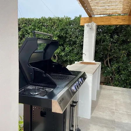 Casa Con Piscina Muy Cerca Del Mar